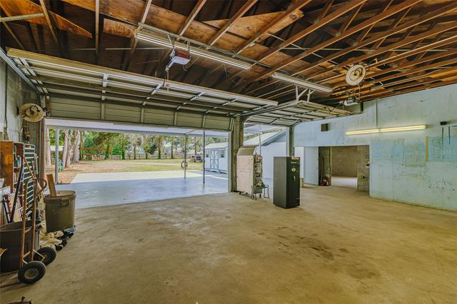 6875 NE 25TH AVENUE, Ocala, FL 34479