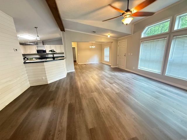 10455 hogue Road, Mabelvale, AR 72103