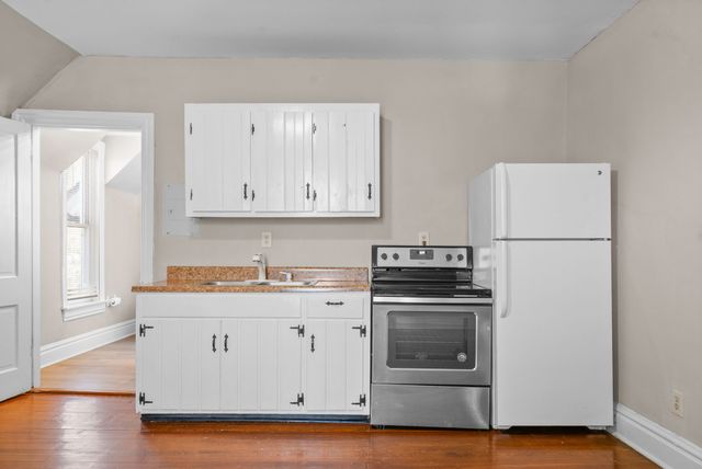 117 Marion St Apt 3, Clarksville, TN 37040