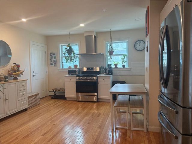 40 Tecumseh Street, Providence, RI 02906