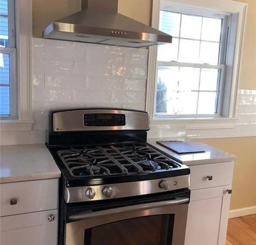 40 Tecumseh Street, Providence, RI 02906