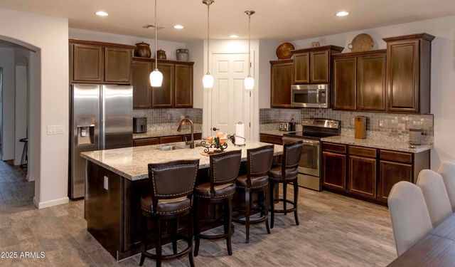 27039 N 75th Drive, Peoria, AZ 85383