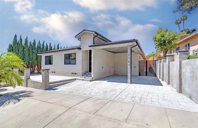 8369 Vine Valley, Los Angeles, CA 91352