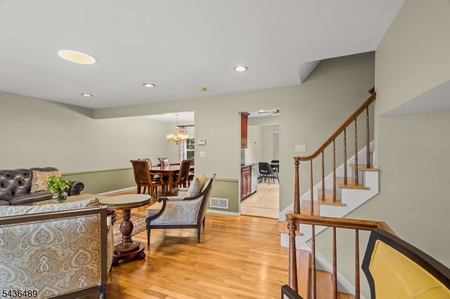 9 Lexington Rd, Bernards Twp., NJ 07920