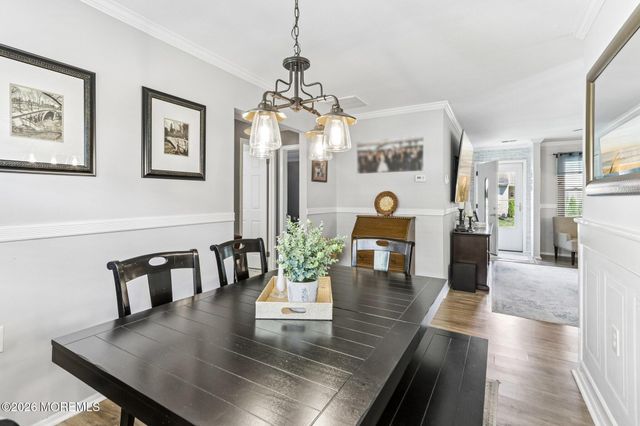 23 Chelsea Drive 70, Whiting, NJ 08759