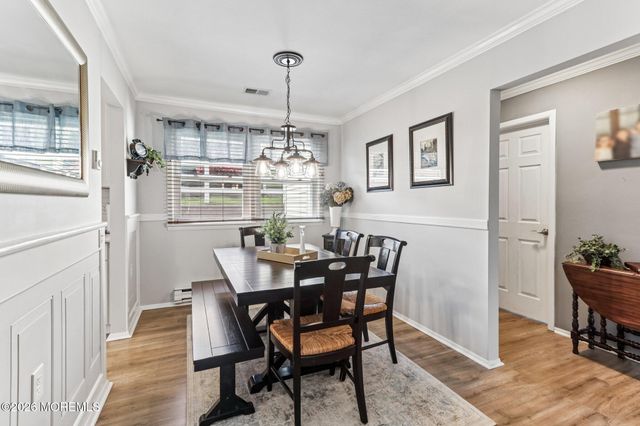 23 Chelsea Drive 70, Whiting, NJ 08759