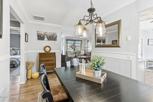 23 Chelsea Drive 70, Whiting, NJ 08759