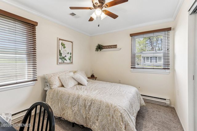 23 Chelsea Drive 70, Whiting, NJ 08759