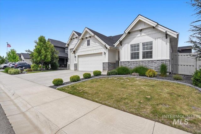 1562 Glencoe St, Middleton, ID 83644