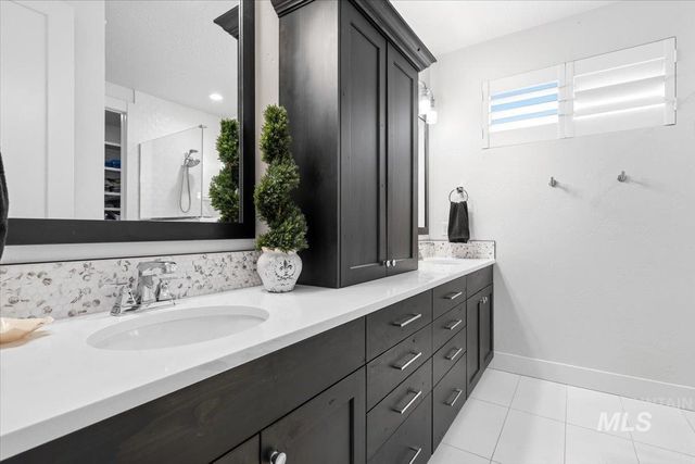 1562 Glencoe St, Middleton, ID 83644