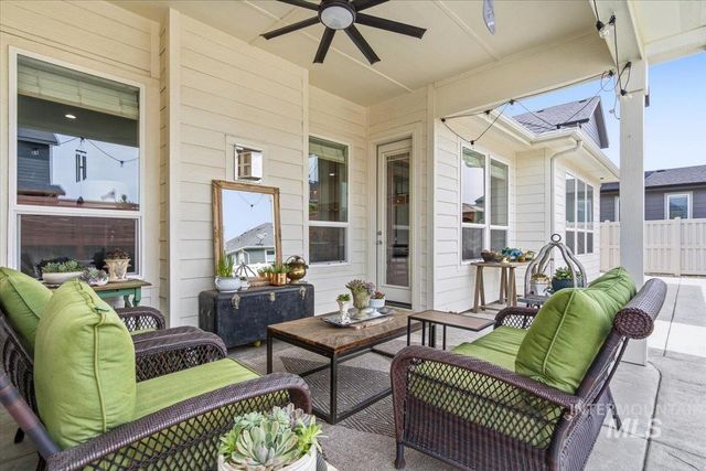 1562 Glencoe St, Middleton, ID 83644