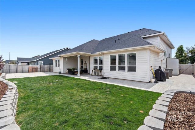 1562 Glencoe St, Middleton, ID 83644