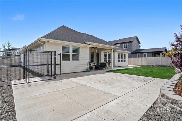 1562 Glencoe St, Middleton, ID 83644
