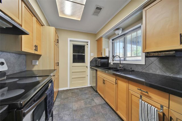 4210 Gardendale Drive, Houston, TX 77092