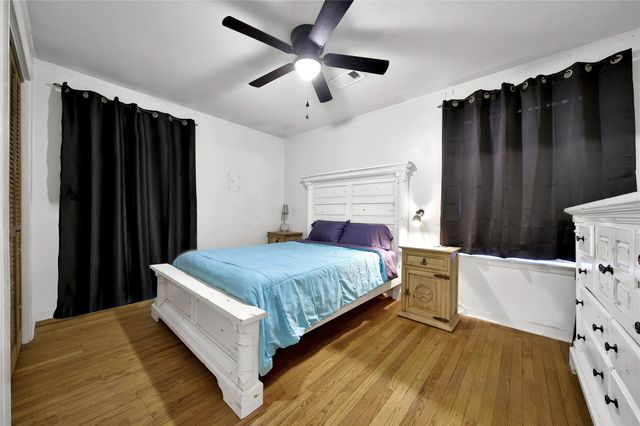 4210 Gardendale Drive, Houston, TX 77092