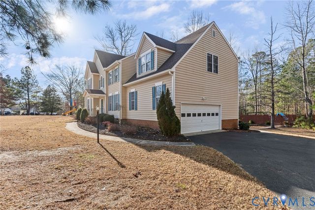 12018 Eagle Pass Dr, Chesterfield, VA 23838