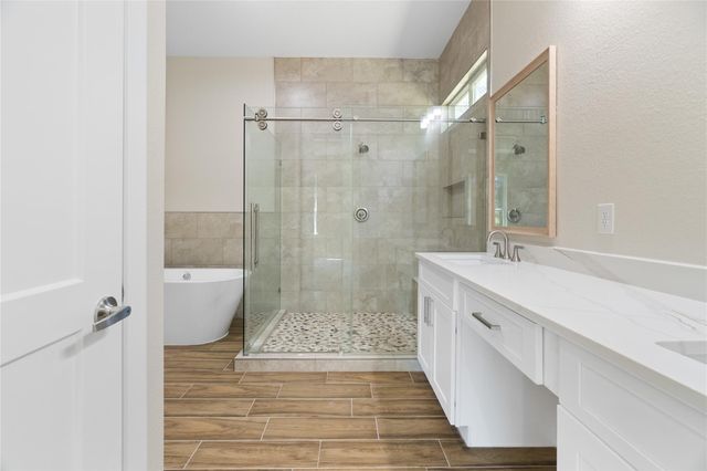 1118 Neros Palace, New Caney, TX 77357