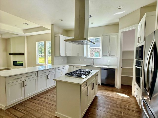 1118 Neros Palace, New Caney, TX 77357
