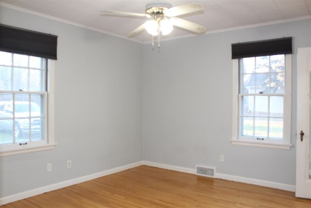 676 W Michigan Avenue, Saline, MI 48176