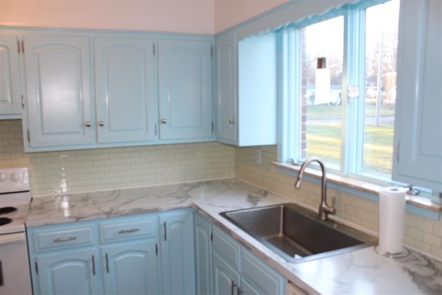 676 W Michigan Avenue, Saline, MI 48176