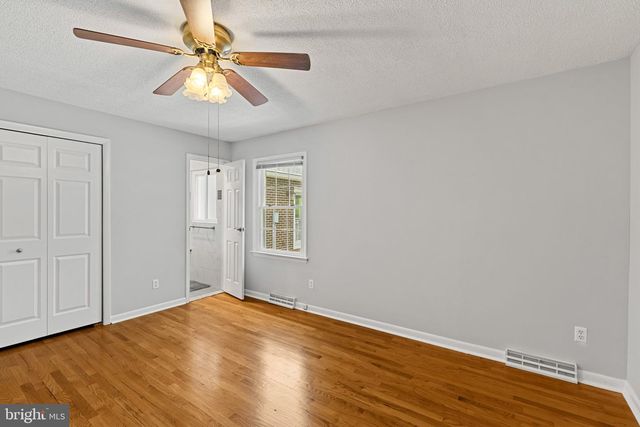 8006 WOODHAVEN CT, Baltimore, MD 21237