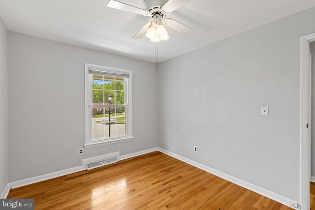 8006 WOODHAVEN CT, Baltimore, MD 21237