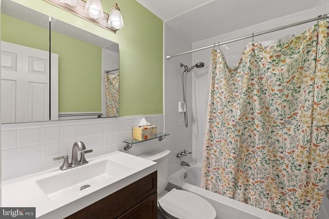 8006 WOODHAVEN CT, Baltimore, MD 21237