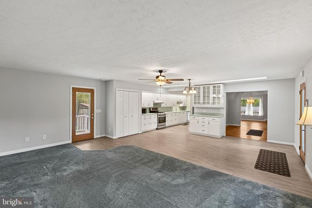 8006 WOODHAVEN CT, Baltimore, MD 21237