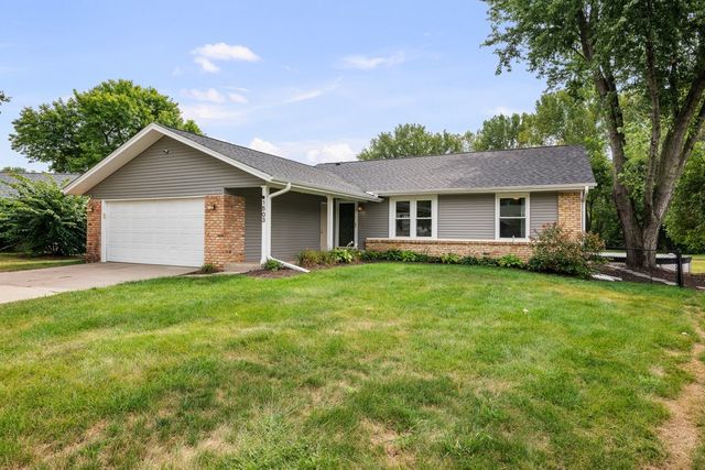 1503 W 46TH Place, Davenport, IA 52806