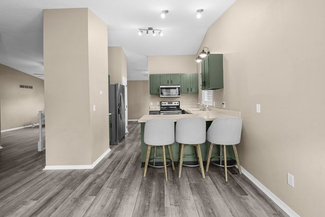 1503 W 46TH Place, Davenport, IA 52806