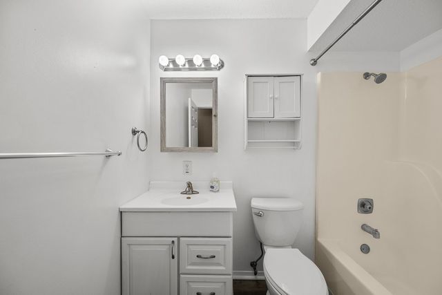 1503 W 46TH Place, Davenport, IA 52806