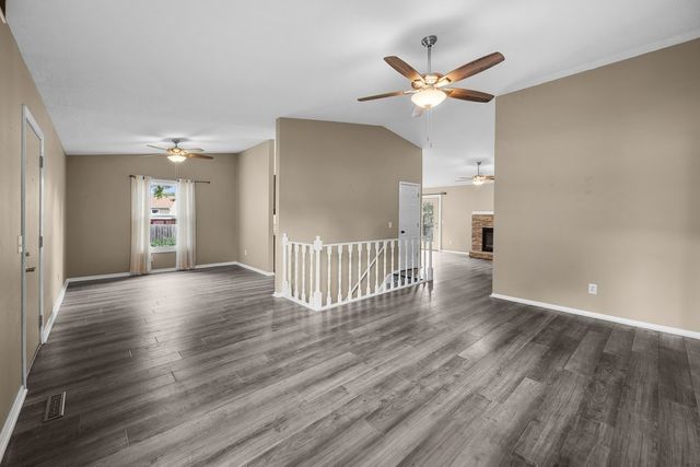 1503 W 46TH Place, Davenport, IA 52806