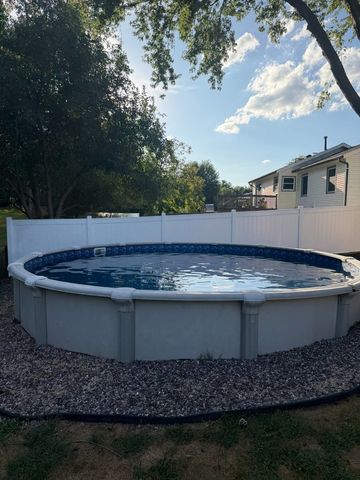 1503 W 46TH Place, Davenport, IA 52806