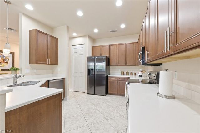 10051 Mimosa Silk DR, Fort Myers, FL 33913