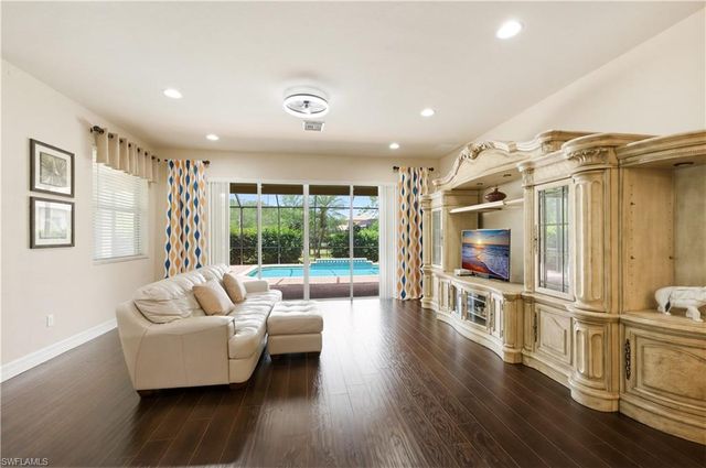 10051 Mimosa Silk DR, Fort Myers, FL 33913