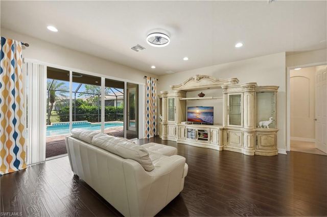 10051 Mimosa Silk DR, Fort Myers, FL 33913