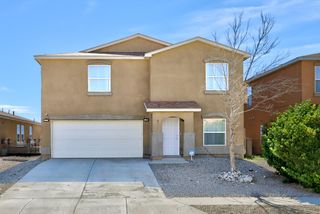5724 Sandoval Drive NE, Rio Rancho, NM 87144