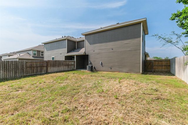 121 Wickersham A, Conroe, TX 77304