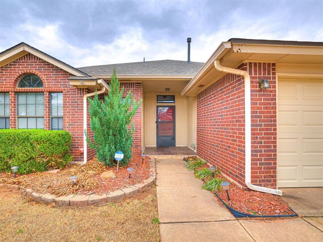 920 NW 171st Place, Edmond, OK 73012
