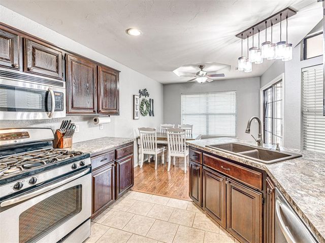 920 NW 171st Place, Edmond, OK 73012