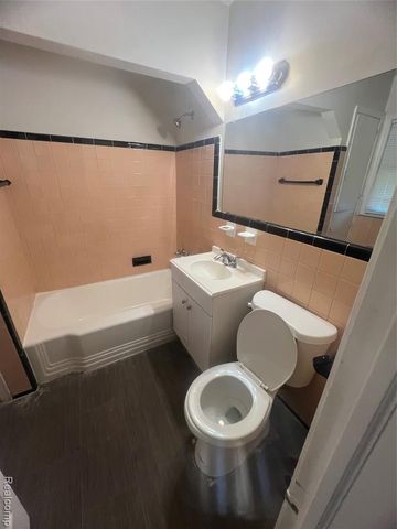 21341 Reimanville Avenue, Ferndale, MI 48220