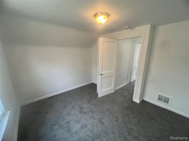 21341 Reimanville Avenue, Ferndale, MI 48220