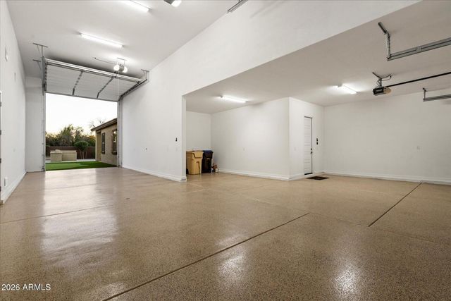 7403 W Lisbon Lane, Peoria, AZ 85381