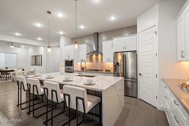 7403 W Lisbon Lane, Peoria, AZ 85381