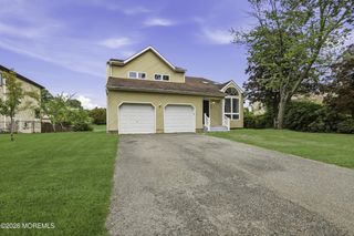 659 Mccormick Drive, Toms River, NJ 08753