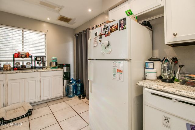 14015 N 61st Avenue, Glendale, AZ 85306