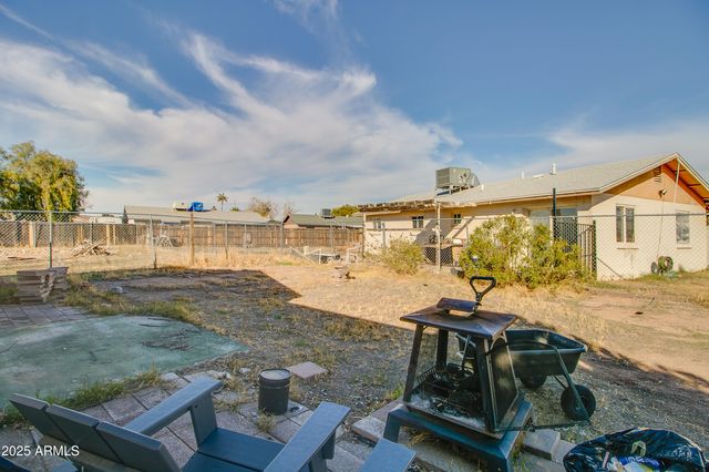 14015 N 61st Avenue, Glendale, AZ 85306