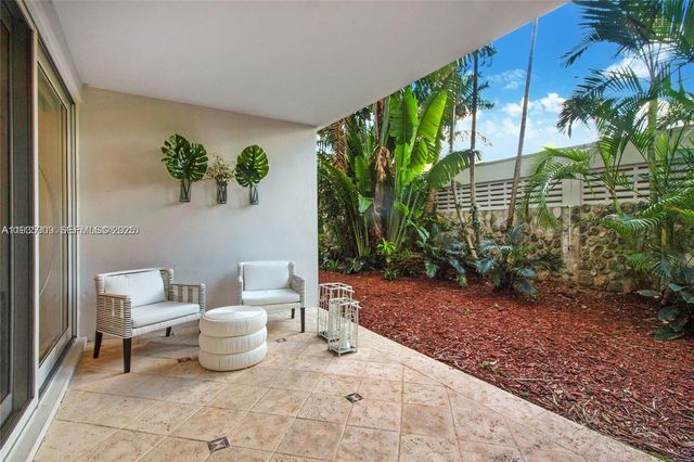 155 Ocean Lane Dr 104, Key Biscayne, FL 33149