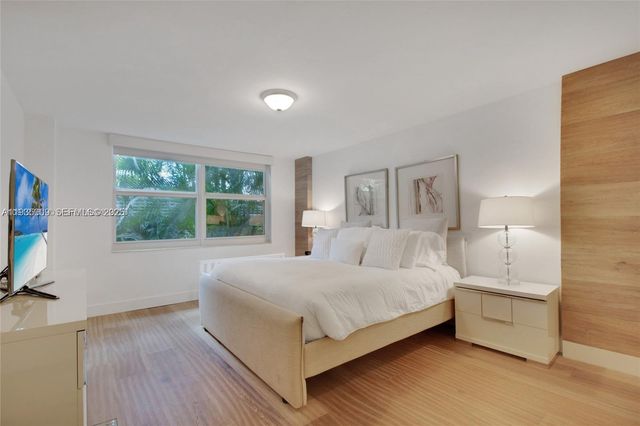 155 Ocean Lane Dr 104, Key Biscayne, FL 33149