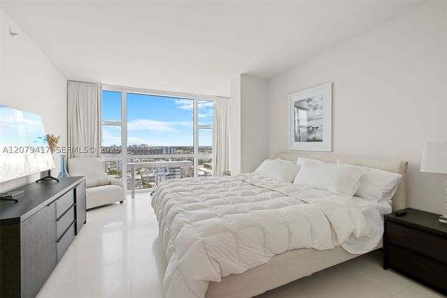 6801 Collins Ave 1401, Miami Beach, FL 33141